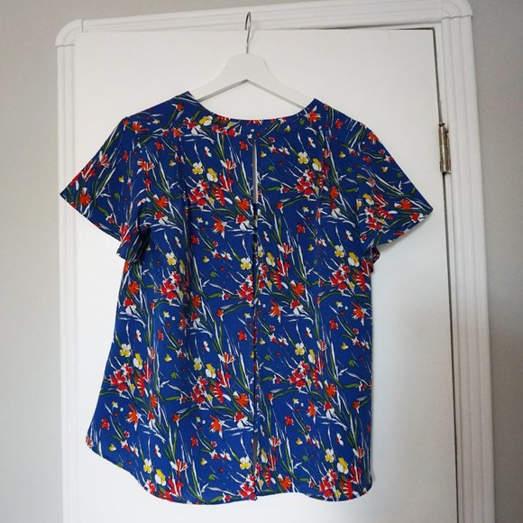 Zara Basic, Size Small, Floral Top, Open Back - Picture 2 of 4